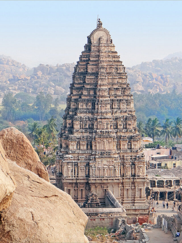 10  Most Beautiful South Indian Temples That Every Indian Should Visit